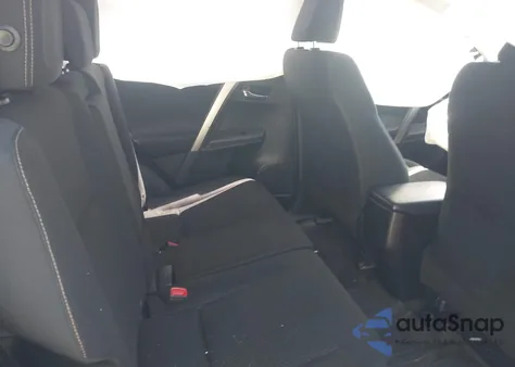 2014 Toyota Rav4 Xle z USA, uszkodzony, nr VIN JTMRFREV4EJ005346